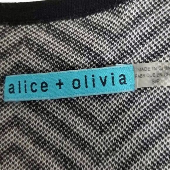 Alice + Olivia Vix Chevron Zig Zag Knit Mini Sweater Dress US S - Picture 7 of 8